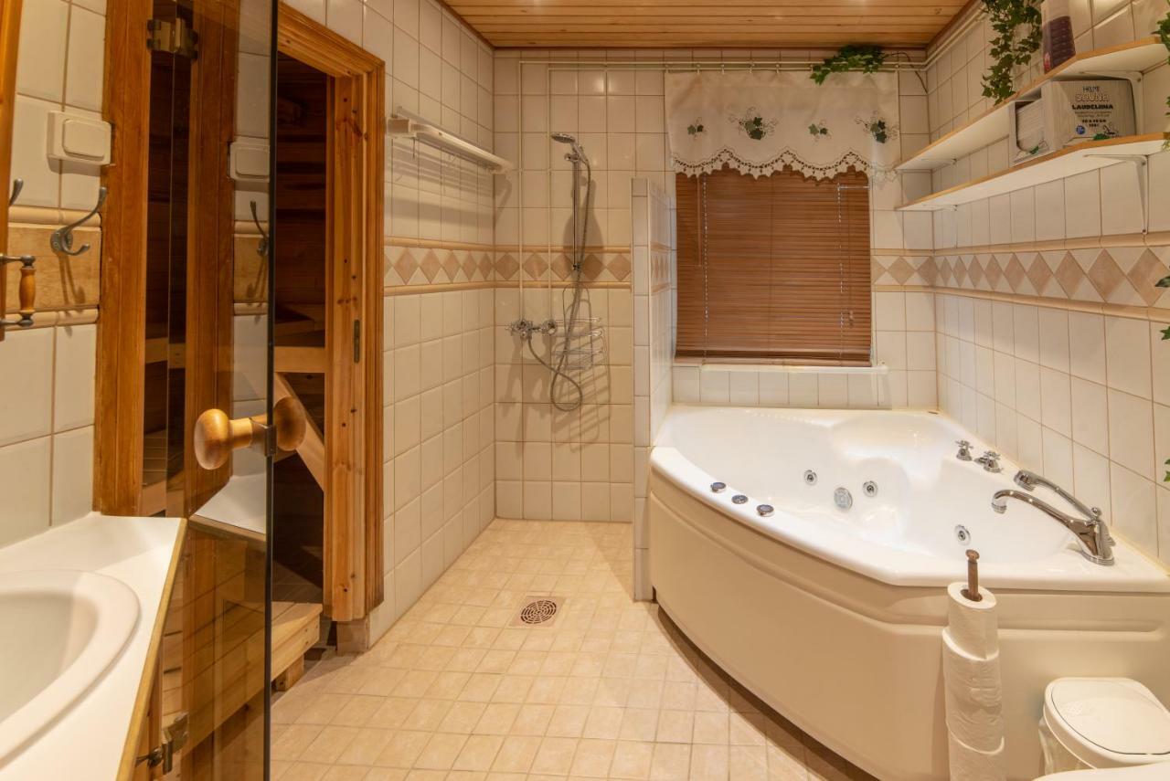 Hotel Wanha Kartano à Kokkola  Extérieur photo